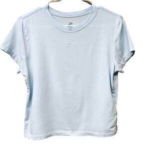 Women’s Nike Cropped Size medium light blue Classic Tee white Nike swoosh EUC